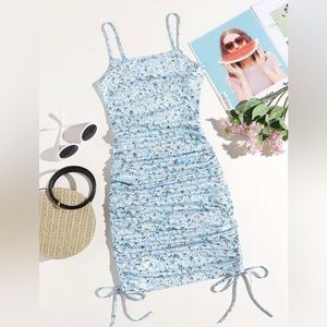 SHEIN Mini Knot Ruched Floral Dress in Blue